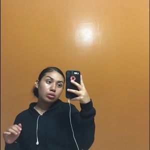 Meet your Posher, Beatris